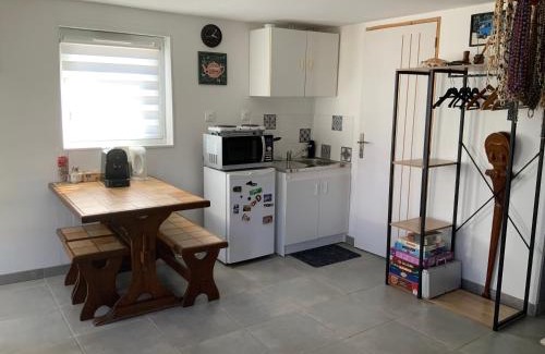 La Chaussee-Saint-Victor Apartment | Maison d’hôtes accès piscine