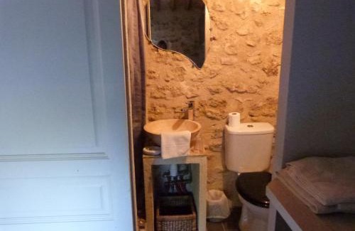 Puyvert Bed & Breakfast | Maison d'hôtes Bastide St Victor à 2,5 kilomètres de Lourmarin