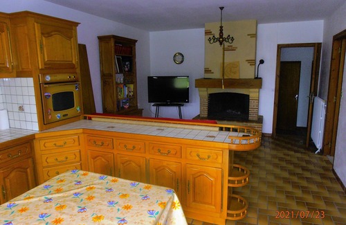 Ribagnac House | Maison Dans Petit Village Tranquille Pres DES Chateaux