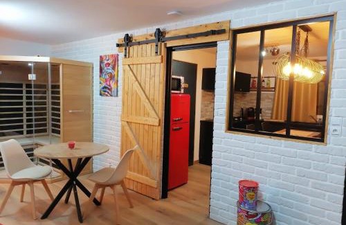 Calais House | Maison Dco Pop Et Chaleureuse Avec Spa, Sauna