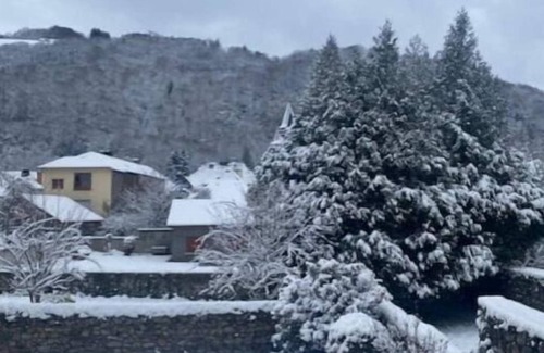 Campan House | Maison de 3 Chambres Pour 6 Personnes