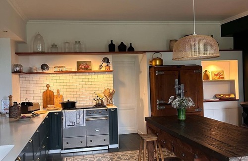 La Lande-de-Fronsac House | Maison de Charme Pour Événements Familiaux ou Professionnels Domaine Le Pinquat