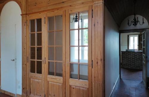 Montvicq House | Maison de Campagne avec Jardin Clos, Wi-Fi, Animaux Acceptés et Proche Station Thermale Néris les Bains - FR-1-489-272