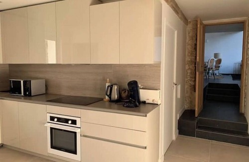 Beynes House | Maison de Campagne Chaleureuse Avec Piscine