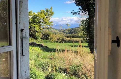 Thusy House | Maison de Campagne Isolée sur Terrain de 1 Hectare