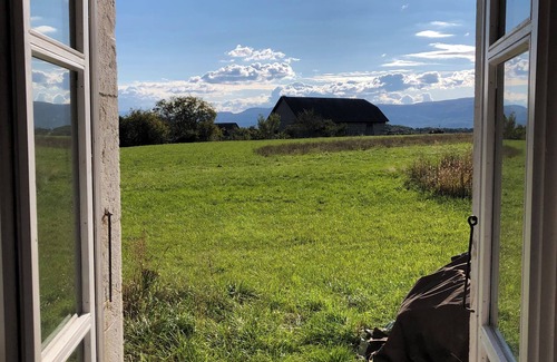 Thusy House | Maison de Campagne Isolée sur Terrain de 1 Hectare
