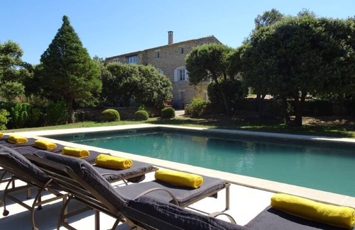Bonnieux House | Maison de Caractère in the golden triangle of the Luberon, swimming pool and air conditioning.