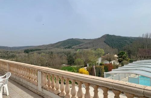 Saint-Gery House | Maison de charme à Saint-Géry avec piscine partagée
