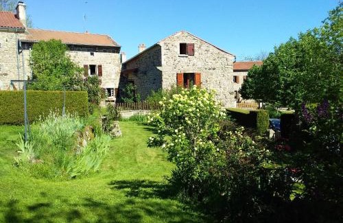 Cubelles House | Maison de charme avec jardin à Cubelles, idéale en famille