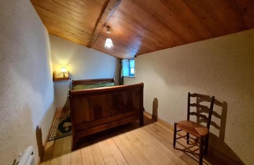 Benet House | Maison de charme avec WiFi au cœur du Marais Poitevin, jardin clos, barque et vélos, 4 chambres - FR-1-426-146