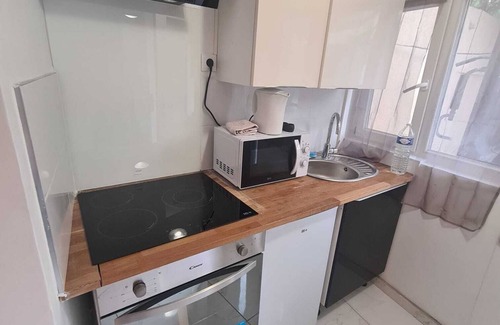 Stains House | Maison de Charme, Paris, Stade de France