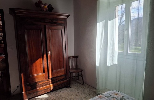 Valgorge House | Maison de Famille Dans Parc de Verdure