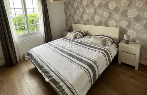 Plougoulm Cabin | Maison de Famille Rénovée, Proche des Sentiers de Randonnée et de la Mer!