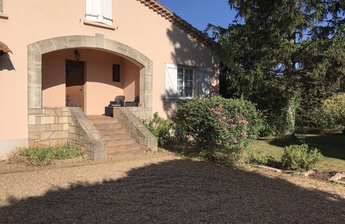 Canet House | Maison de Famille Sous les Pins Avec Piscine