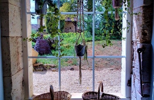 Sauveterre-la-Lemance House | Maison des Champs 10 people private pool 4* France