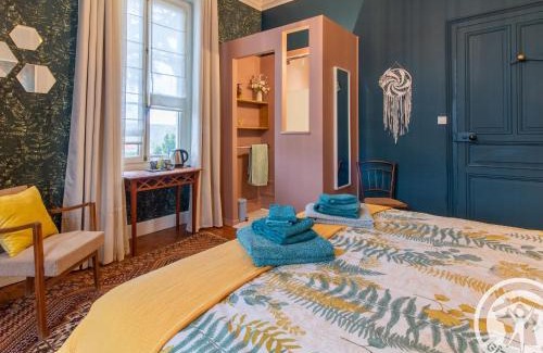 Faye-d'Anjou Bed & Breakfast | Maison de maître avec piscine et jardin - cœur des Coteaux du Layon, proche Angers et Saumur - FR-1-622-55