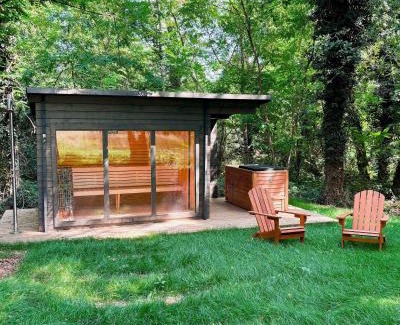 Le Vaudoue House | Maison de Reve avec Sauna en Pleine Foret
