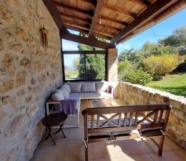 Lablachere House | Maison de Sao en pierres