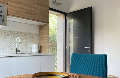 La Lironde House | Maison de Vacances Avec Jardin, Barbecue, Jacuzzi