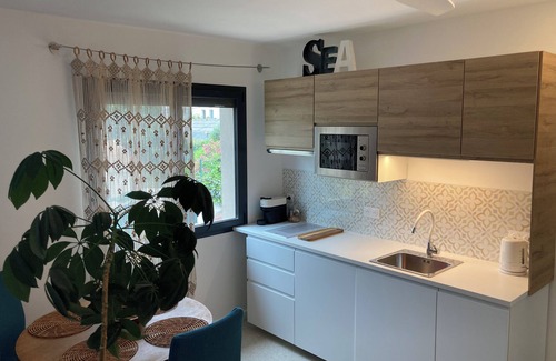 La Lironde House | Maison de Vacances Avec Jardin, Barbecue, Jacuzzi