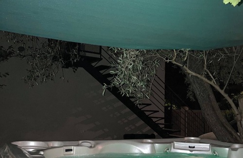 La Lironde House | Maison de Vacances Avec Jardin, Barbecue, Jacuzzi