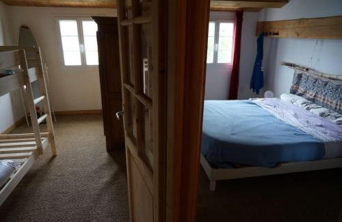 Domino House | maison de village, a la semaine min, bord de mer