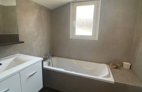 Meyrargues House | Maison de Village Avec Piscine Privée