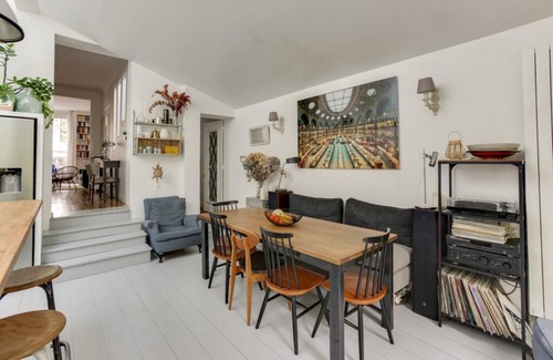 Suresnes House | Maison de Ville à L'anglaise à Suresnes à Louer Pendant les Vacances Scolaires