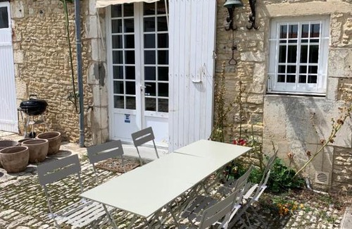 Cheray House | Maison de ville rénovée