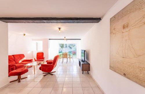 Valence Apartment | Maison des bains - 3 chambres - Jardin - Wifi