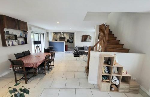 Ayzac-Ost House | Maison des Cimes, Garden, cozy for 8 people