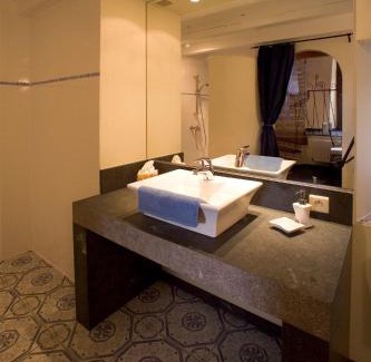 Verrieres House | Maison des Etoiles Chambre d'hôtes, gîte Adult Only