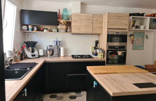 Asnieres-sur-Seine House | Maison Familiale Proche Métro Pour Profiter Sereinement des J0 2024 & de Paris