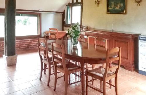 Clarbec House | Maison familiale avec jardin à Clarbec, 120 m², jeux pour enfants