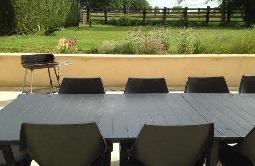 Bures House | Maison familiale avec jardin et WIFI aux portes du Perche - FR-1-497-124