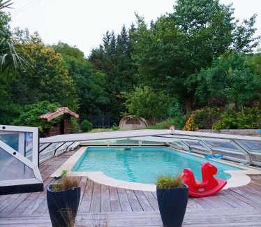 Saint-Chamond House | Maison familiale campagne piscine forêt