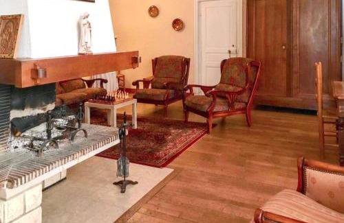 Carrouges House | Maison familiale spacieuse près de Carrouges avec jardin