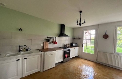 Saint-Nazaire House | Maison de Campagne, Rénovée, au Calme, Entre Vignoble Bordelais et Bergeracois