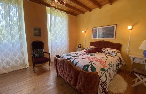 Montreal House | Maison Gasconne Dans la Campagne Gersoise