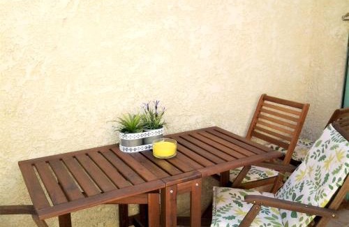 Pouzols-Minervois House | Maison intime à Pouzols-Minervois avec jardin et parking