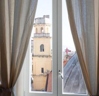 Quartieri Spagnoli Apartment | Maison Julie By Dimorra