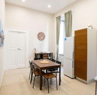 Quartieri Spagnoli Apartment | Maison Julie By Dimorra