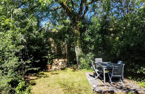 Lunan Cottage | Maison La Grangette *