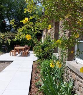 Reffuveille House | Maison La Rivière