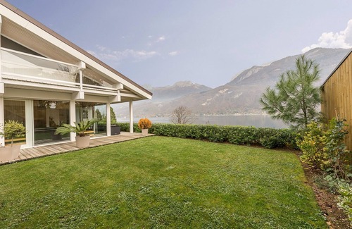 Bredannaz Villa | Maison Lacustre – Maison contemporaine avec vue panoramique sur le lac d’Annecy