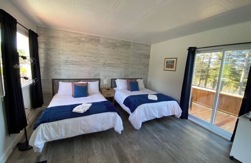 Petite-Vallee Hotel | Maison Lebreux - Motel