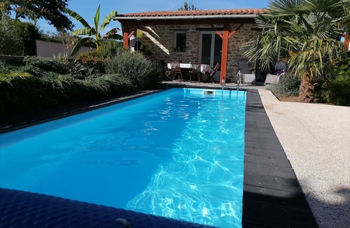 Compreignac House | Maison Limousine en Pierre Apparentes