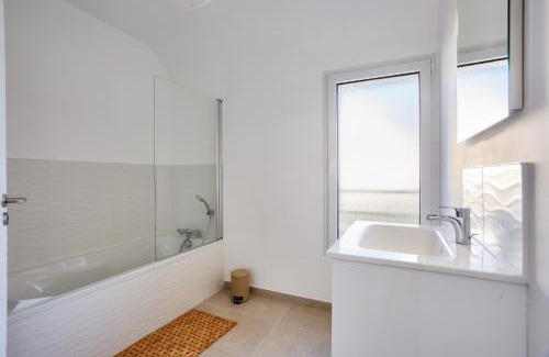 Saint-Briac-sur-Mer House | Maison lumineuse pour 8 avec grand jardin