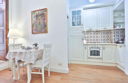 Rione Duomo Apartment | Maison Nicole - Central & Lovely Apartment
