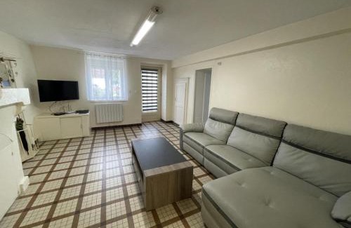 Nouan-sur-Loire House | Maison plain-pied 3 ch avec sdb privatives, cour et jardin, proche Blois et châteaux de la Loire - FR-1-491-424